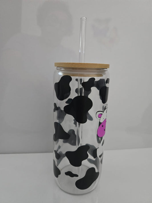 vaso de vidrio con popote