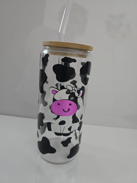 vaso de vidrio con popote